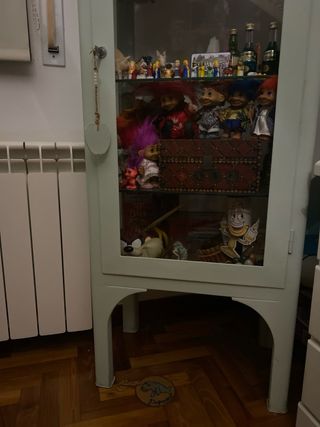 Vitrina médica vintage