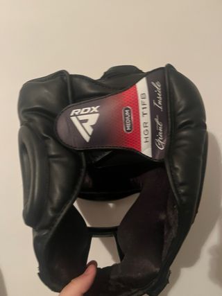 Casco Artes Marciales RDX Negro