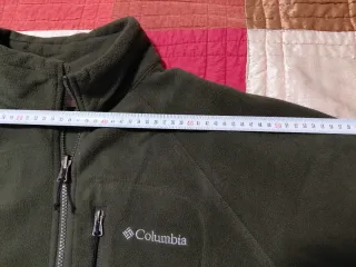 Gorro Polar Columbia Montaña Verde. Talla L