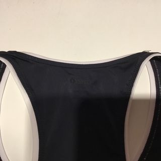 Camiseta técnica Oysho negra Talla L