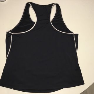 Camiseta técnica Oysho negra Talla L
