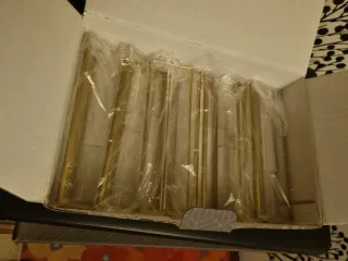 Cornice in acrilico dorata