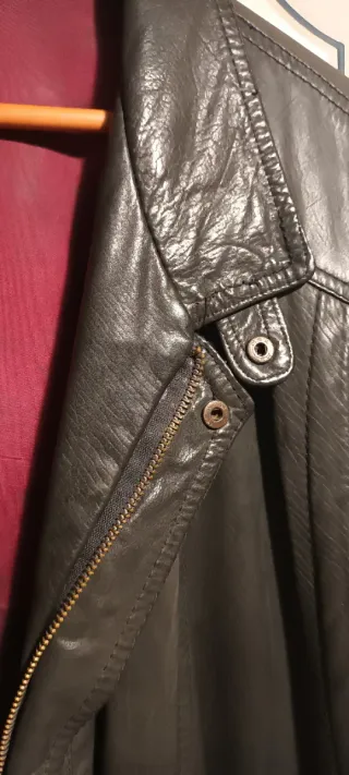 Chaqueta de cuero negra para hombre