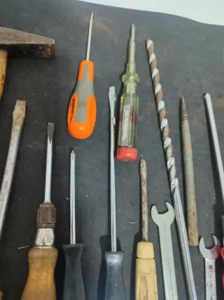 Lote de herramientas manuales – destornilladores,