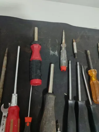 Lote de herramientas manuales – destornilladores,