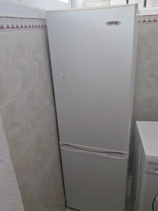 Nevera Rommer blanca
