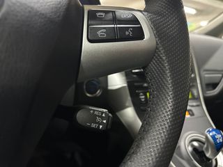 Toyota Auris Híbrido Automático