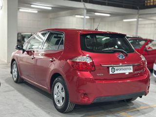 Toyota Auris Híbrido Automático