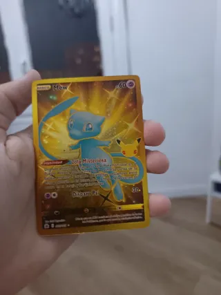 Carta Pokémon Mew Dorada