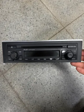 Radio original Audi concert A4 autoradio