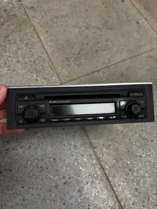Radio original Audi concert A4 autoradio