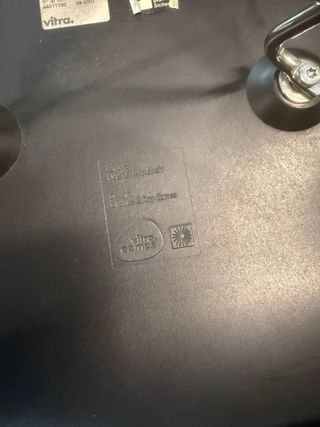 Coppia di poltrone Vitra Dar Nero