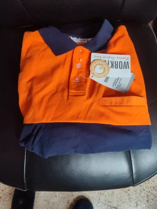 Pantalones y ropa de trabajo