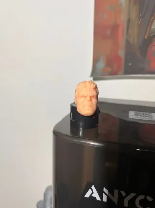 Cabeza Hulk pedido adam