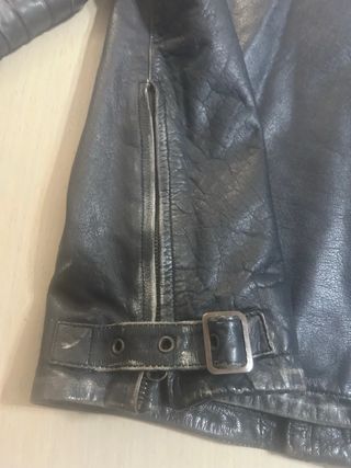 Cazadora de piel hombre negra