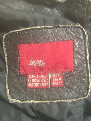 Cazadora de piel hombre negra