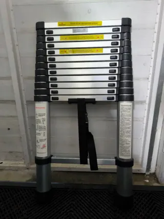 Escalera Aluminio Plegable Nueva 3.8M