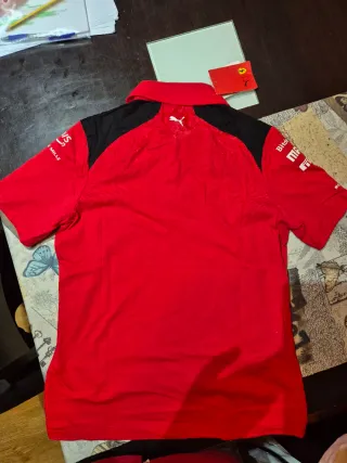 Polo Ferrari Puma Talla M pequeña