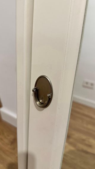 Armario de pared con espejo Ikea Hemnes