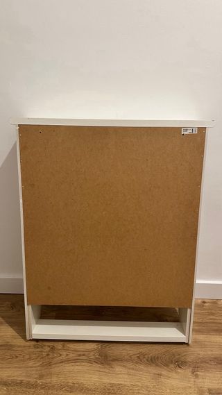 Armario de pared con espejo Ikea Hemnes