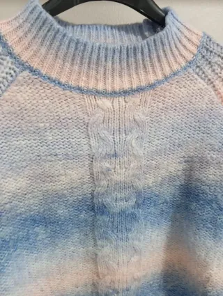 Jersey Shein Talla S Degradado Azul Rosa