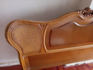 Cabecero de madera y ratán 135cm