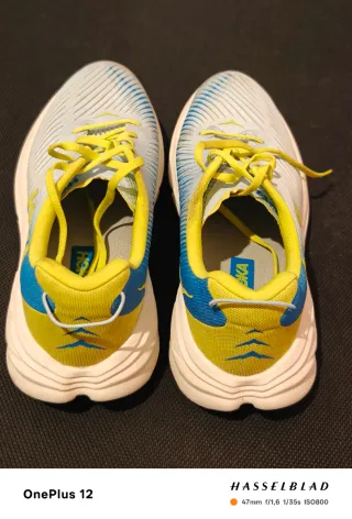 Zapatillas Hoka Rincon 3 Azul/Amarillo talla45 1/3