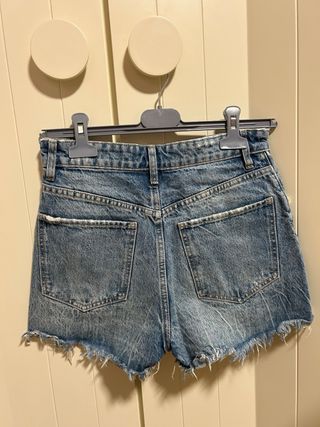 Shorts vaqueros desgastados