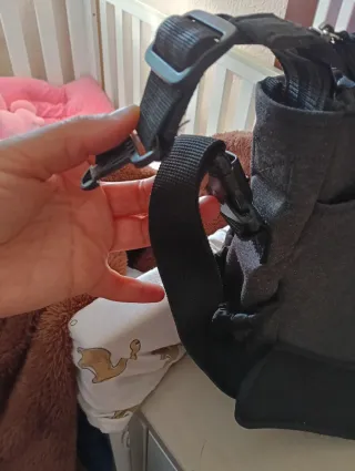 Bolso Skip Hop para carro gris