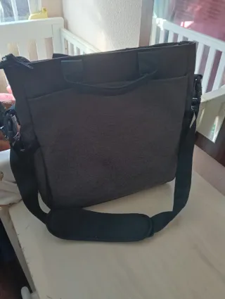 Bolso Skip Hop para carro gris