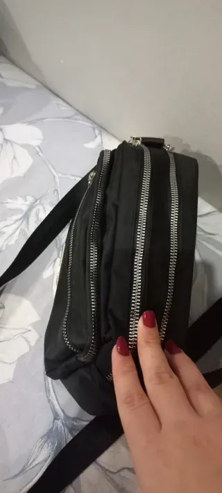 Bolso negro pequeño bandolera