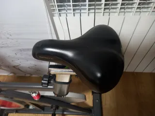 Bicicleta Estática Runfit Fitness usada.