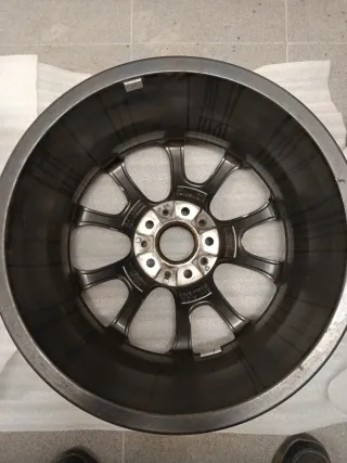 Llantas BMW originales 18”  Doble medida