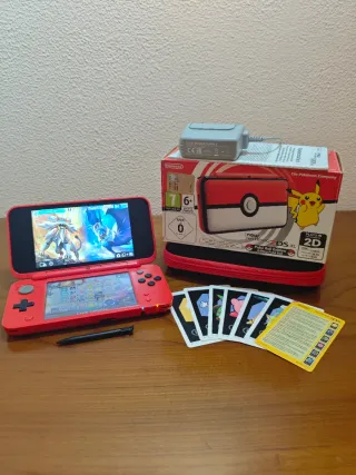 New Nintendo 2DS XL Edizione Poké Ball
