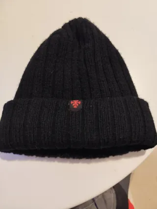 Berretto ragazzo/a nero con fiocco di neve