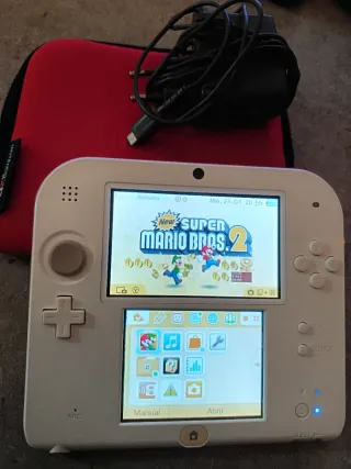 Nintendo 2DS Blanca y Roja