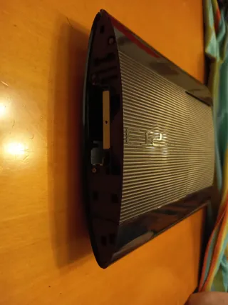 PlayStation 3 Super Slim Negra