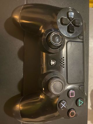 PS4 + Controller + Mafia III Deluxe Edition