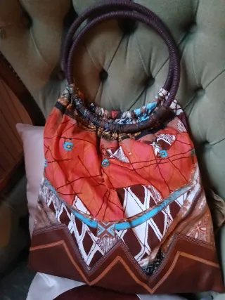 Borsa a spalla con frange