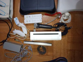 Nintendo wii con accesorios y 44 juegos