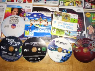 Nintendo wii con accesorios y 44 juegos