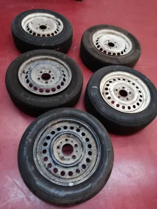Llantas Chapa BMW E36 con Neumáticos