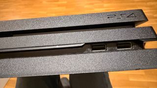 PS4 Pro + Juegos y Mandos