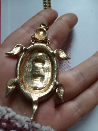 Collana tartaruga smaltata oro