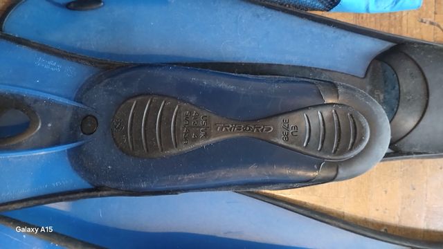 Aletas buceo piscina