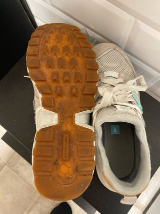 Zapatillas New Balance Mujer Beige/Turquesa