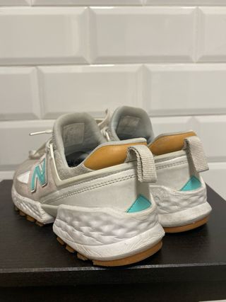 Zapatillas New Balance Mujer Beige/Turquesa