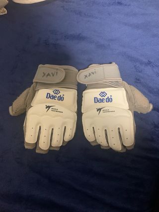 Casco y protecciones Taekwondo Daedo