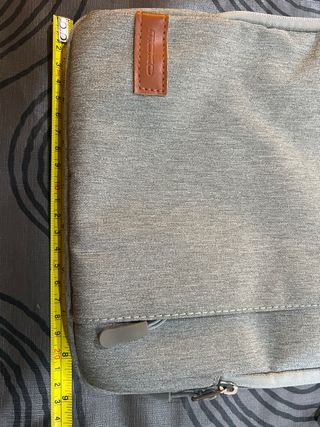 Funda para tablet Mosis gris claro.