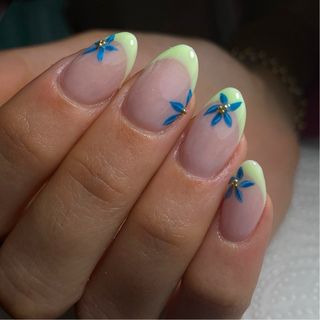 Manicura a domicilio Málaga